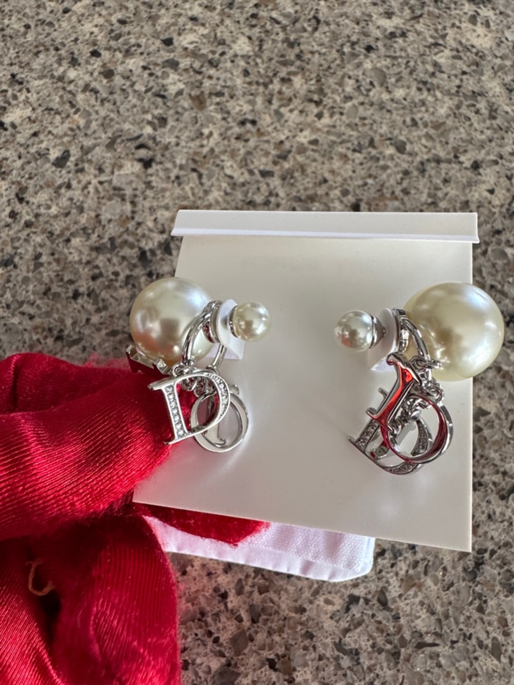 Dior Silver-Tone Pearl Double-Sided CD Logo Clip Earrings - Ivory - Picture 2 of 7